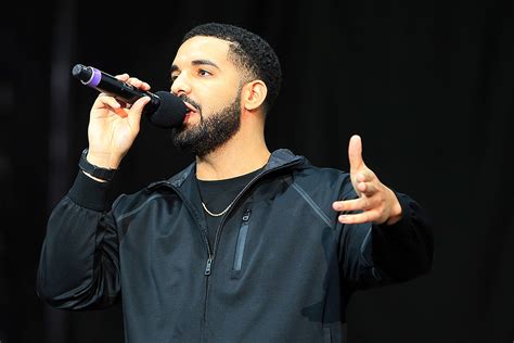 what type of music does drake make? how does drake's music reflect his personal journey?